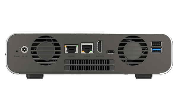 QNAP TBS-h574TX Thunderbolt 4 All Flash NAS